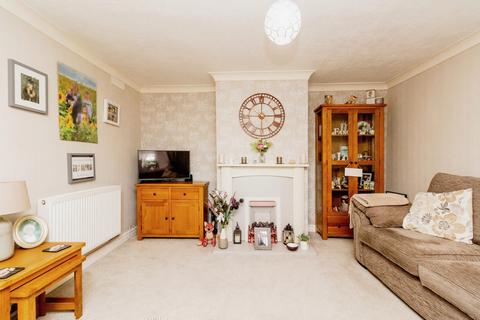 3 bedroom semi-detached house for sale, North Road, Telford TF1