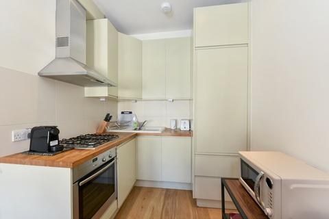 1 bedroom flat to rent, Sinclair Road, Olympia, W14