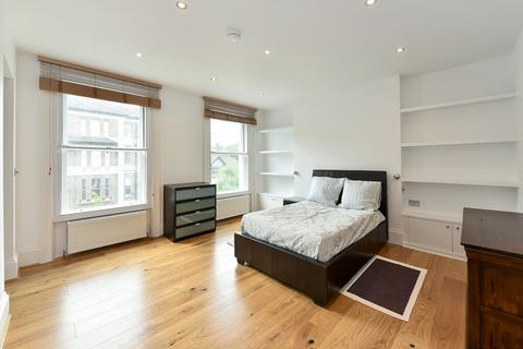 2 bedroom apartment to rent, North Side Wandsworth Common, Wandsworth, SW18