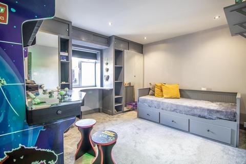 51 Belgrave Road, Leigh-on-sea, SS9 5ET