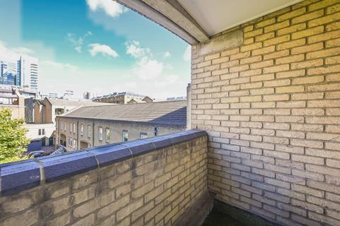 1 bedroom flat to rent, Bowmans Mews, Aldgate, London, E1