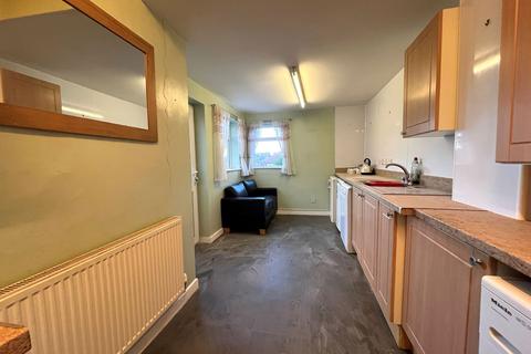 11 Bleakhouse Road, Oldbury, B68 9DR