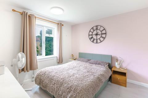 83 Teversham Drift, Cambridge, CB1 3LL