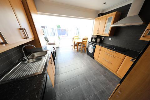 25 Civic Square, Tilbury, RM18 8AD