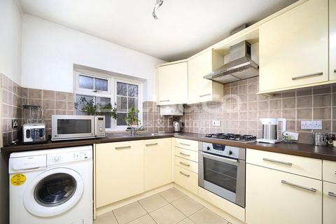 2 bedroom maisonette for sale, Page Meadow, Page Street, Mill Hill, Londion, NW7