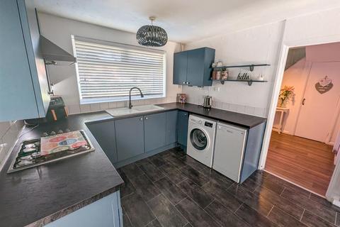 15 Compton Green, Corby, NN18 0DP