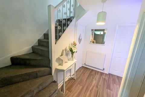 15 Compton Green, Corby, NN18 0DP