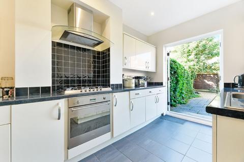 4 bedroom terraced house for sale, Thorkhill Road, Thames Ditton KT7