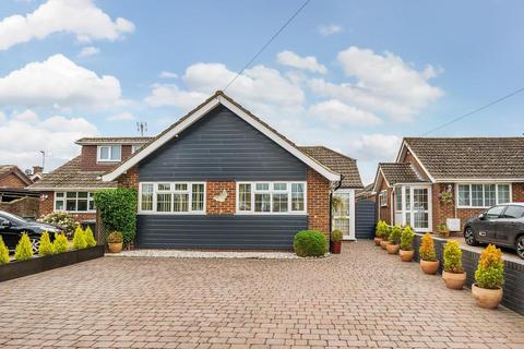 3 bedroom semi-detached bungalow for sale, Elderdene,  Chinnor,  OX39