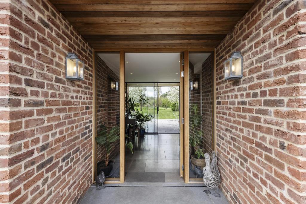 Taybury House Q50-41.jpg