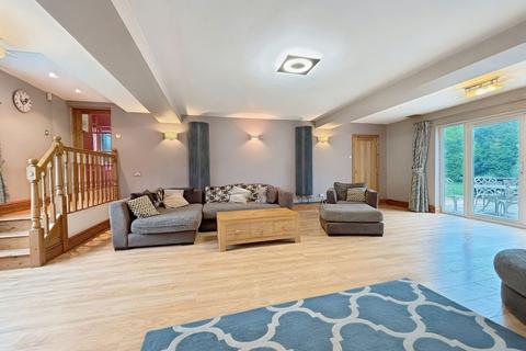 5 bedroom detached house for sale, Vicarage Road, Bristol BS36