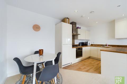 2 bedroom apartment for sale, Elvian Close, Reading, Berkshire, RG30