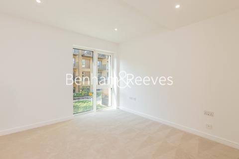 1 bedroom apartment to rent, Parr's Way, Distillery Road W6