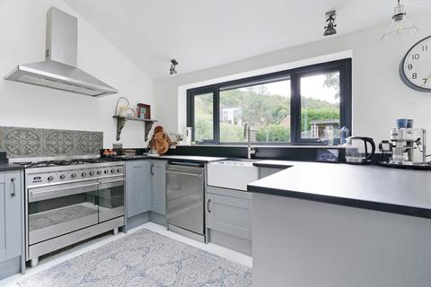 4 Milldale Road, Sheffield, S17 4HR
