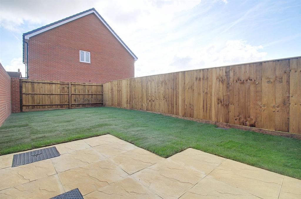 AD0305 Garden.jpg