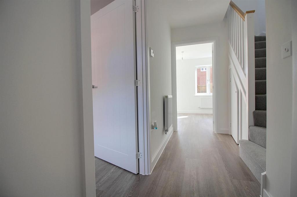 AD0305 Hallway.jpg