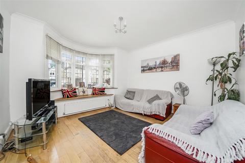 4 bedroom semi-detached house for sale, Elmfield Road, London E4