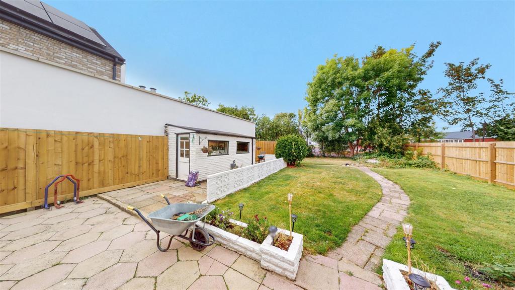 25 Eton Avenue - v BTjhpxou5m GRRsg Bve H.jpg