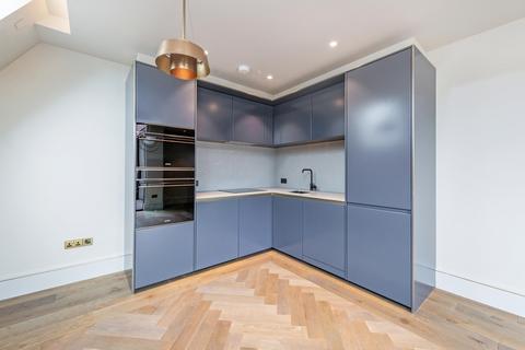 2 bedroom flat to rent, Edith Row SW6