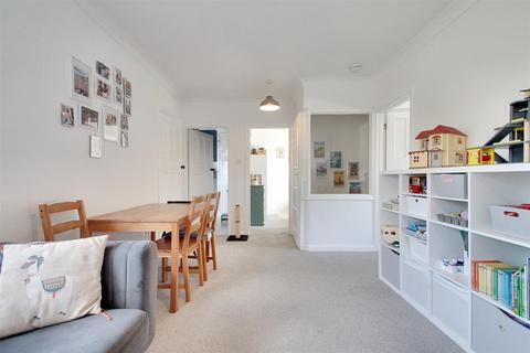 2 bedroom flat for sale, Limbrick Lane, Goring-By-Sea, Worthing