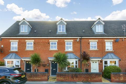 4 bedroom terraced house for sale, Hawthorne Avenue, Long Eaton