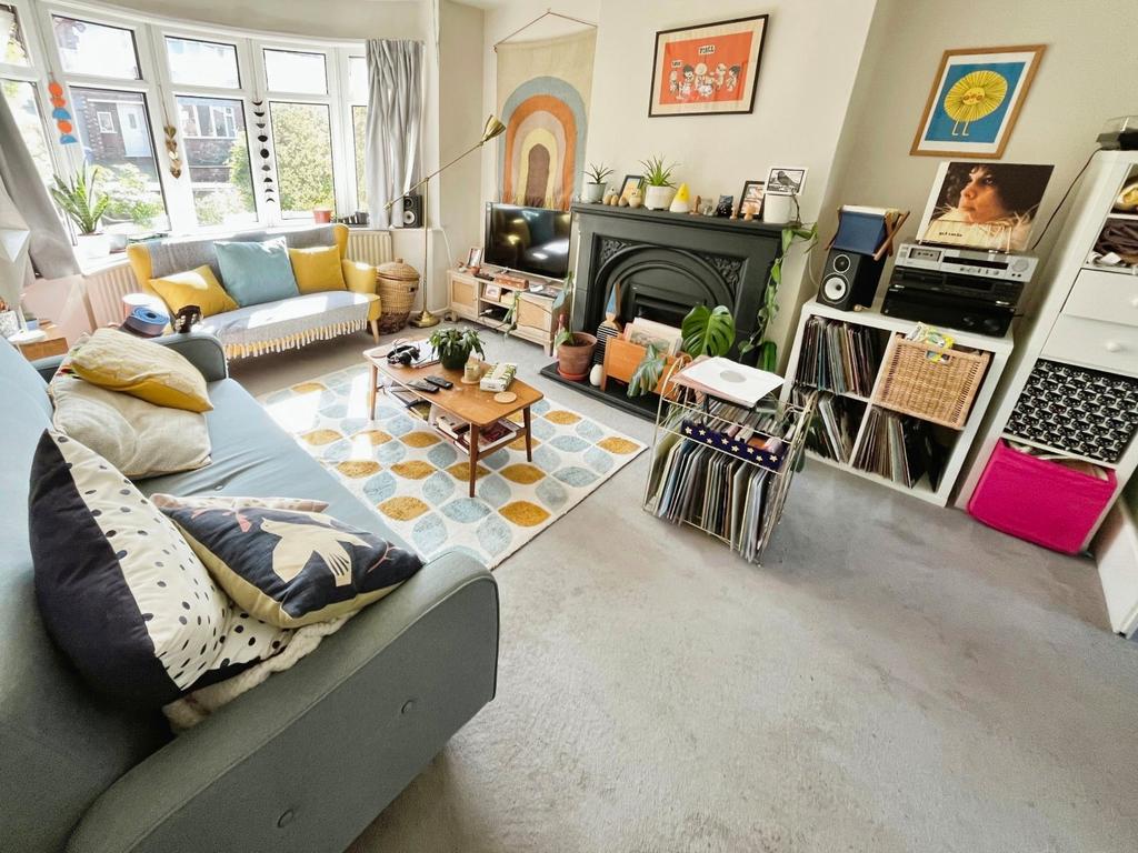 Norbury Drive, Marple, Stockport, SK6 3 bed semidetached house for sale £350,000