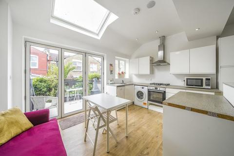 4 bedroom terraced house for sale, Gassiot Road, Tooting