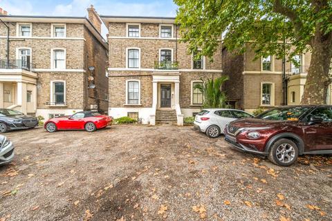 1 bedroom flat for sale, Shooters Hill Road, London