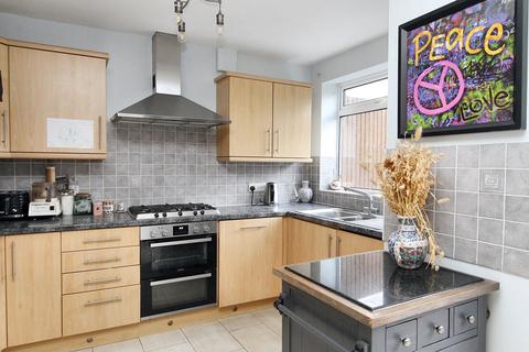 12 Longmead, Letchworth Garden City, SG6 4HW