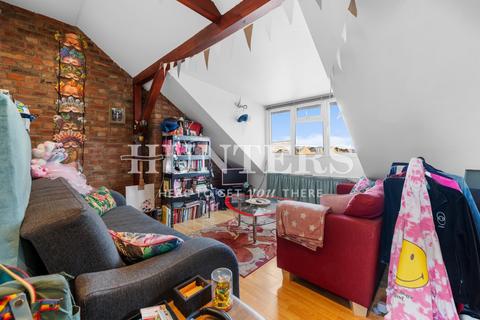 1 bedroom apartment for sale, Brondesbury Park, Brondesbury