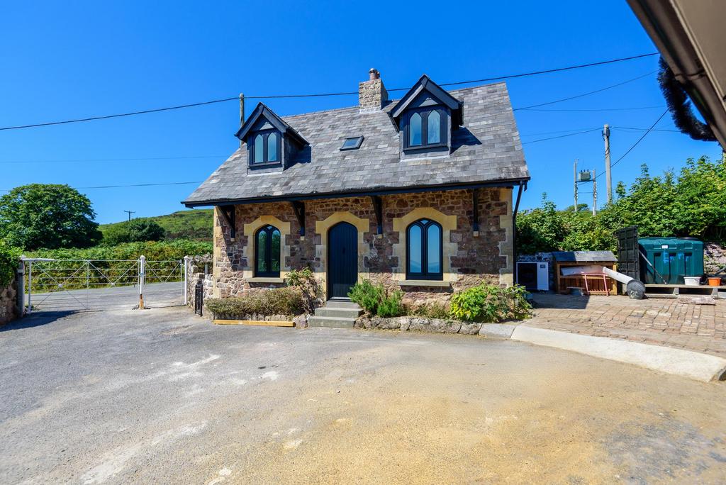 Penmaen, Gower, Swansea, SA3 2 bed stone house to rent £1,400 pcm (£