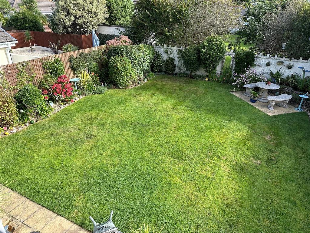 Garden 2.jpg