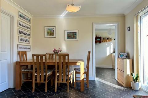 4 bedroom detached house for sale, Riviera Close, Helston TR12