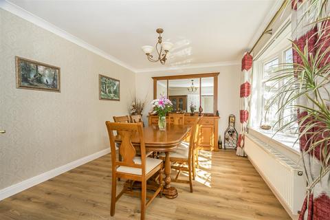 4 bedroom detached house for sale, Fairfield Close, Nafferton, Driffield