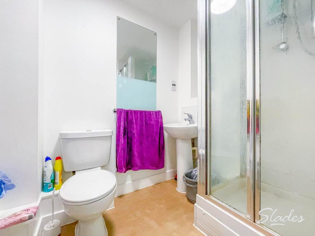 49 breeze shower roo