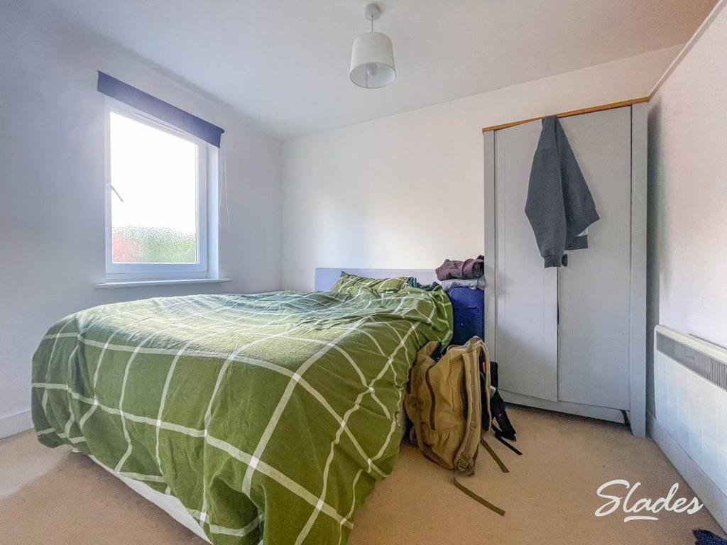 49 breeze bedroom
