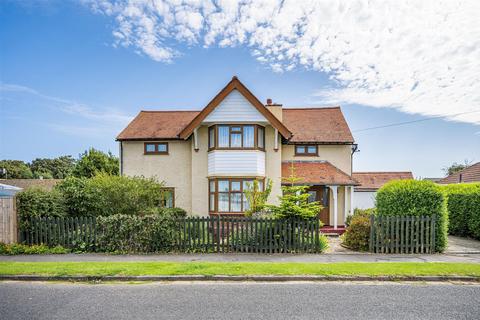 4 bedroom house for sale, Chyngton Gardens, Seaford