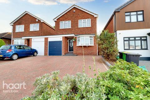 4 bedroom link detached house for sale, Warwick Road, Rayleigh