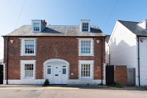 3 bedroom semi-detached house for sale, Island Wall, Whitstable CT5