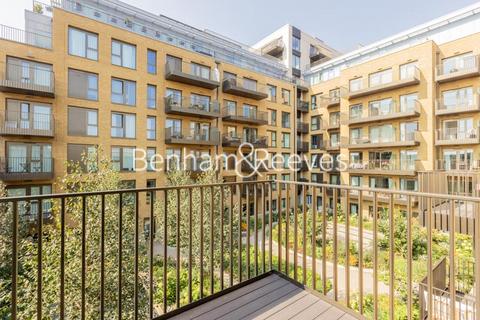 1 bedroom apartment to rent, Parr's Way, Distillery Road W6