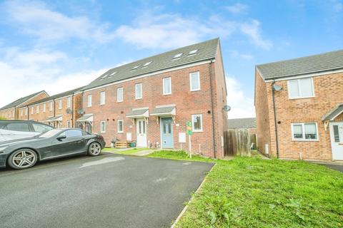 3 bedroom townhouse for sale, Clos Maes Dyfan, Barry