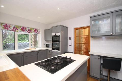 4 bedroom detached house for sale, SWANNS MEADOW, GREAT BOOKHAM, KT23