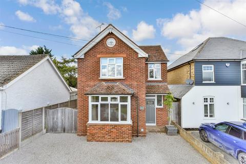 4 bedroom detached house for sale, College Road, Sittingbourne, Kent