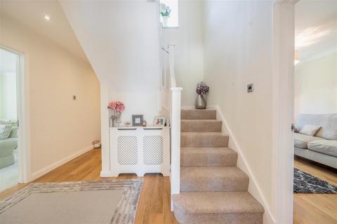 4 bedroom house for sale, Hooke Road, East Horsley, Leatherhead