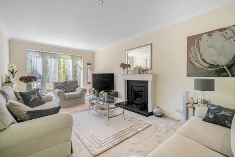 Little Birches Hooke Road, East Horsley, Leatherhead, KT24 5DX