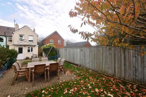 3 bedroom end of terrace house to rent, Lydalls Road, Didcot OX11