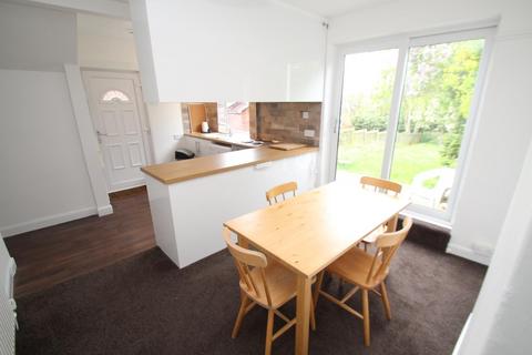 3 bedroom house to rent, Carrholm Drive, Leeds, West Yorkshire, UK, LS7