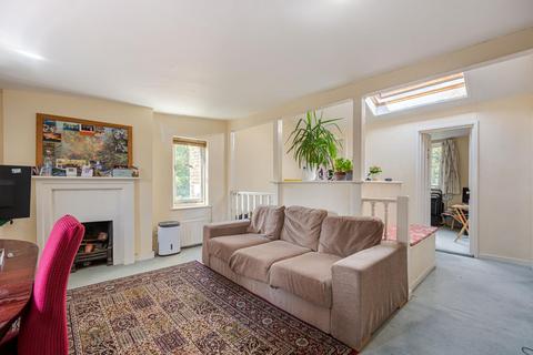 2 bedroom flat to rent, Bromfelde Road, London SW4