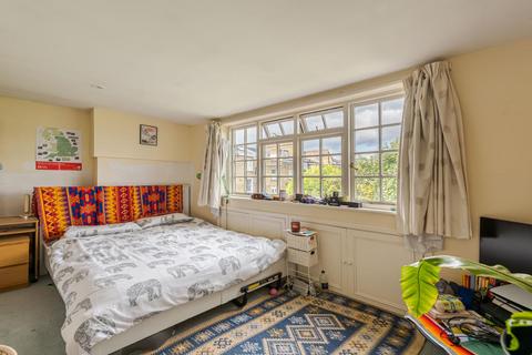 2 bedroom flat to rent, Bromfelde Road, London SW4