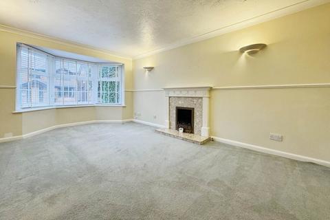 4 bedroom detached house to rent, Ebborn Square, Reading RG6